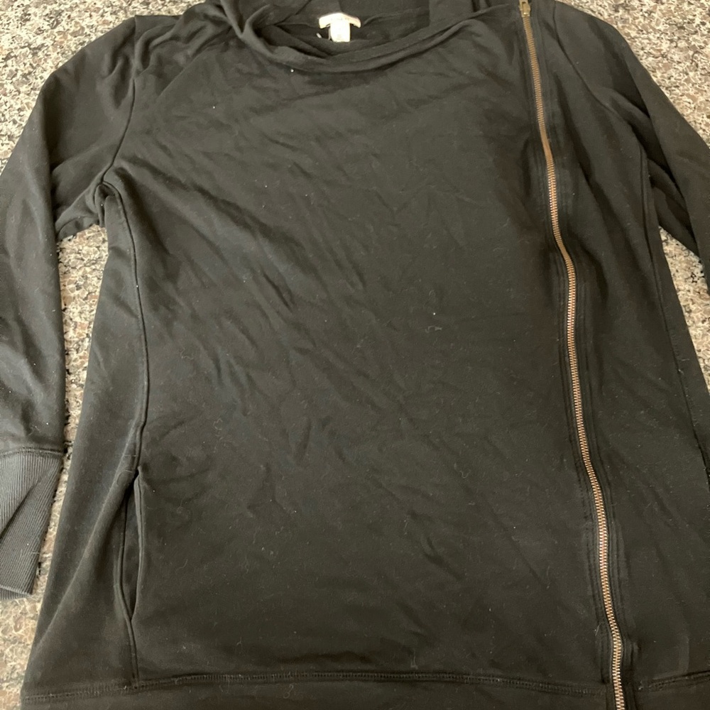 Caslon Elegant Black Garment